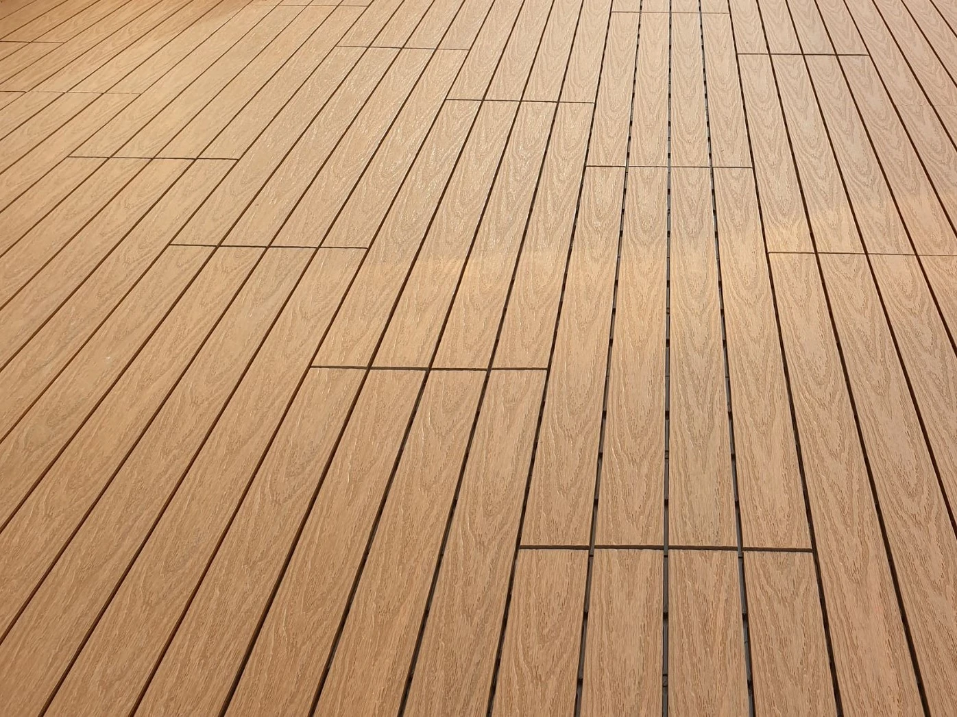 Vlondertegel Composiet Teak 90 x 30 cm - Afbeelding 3